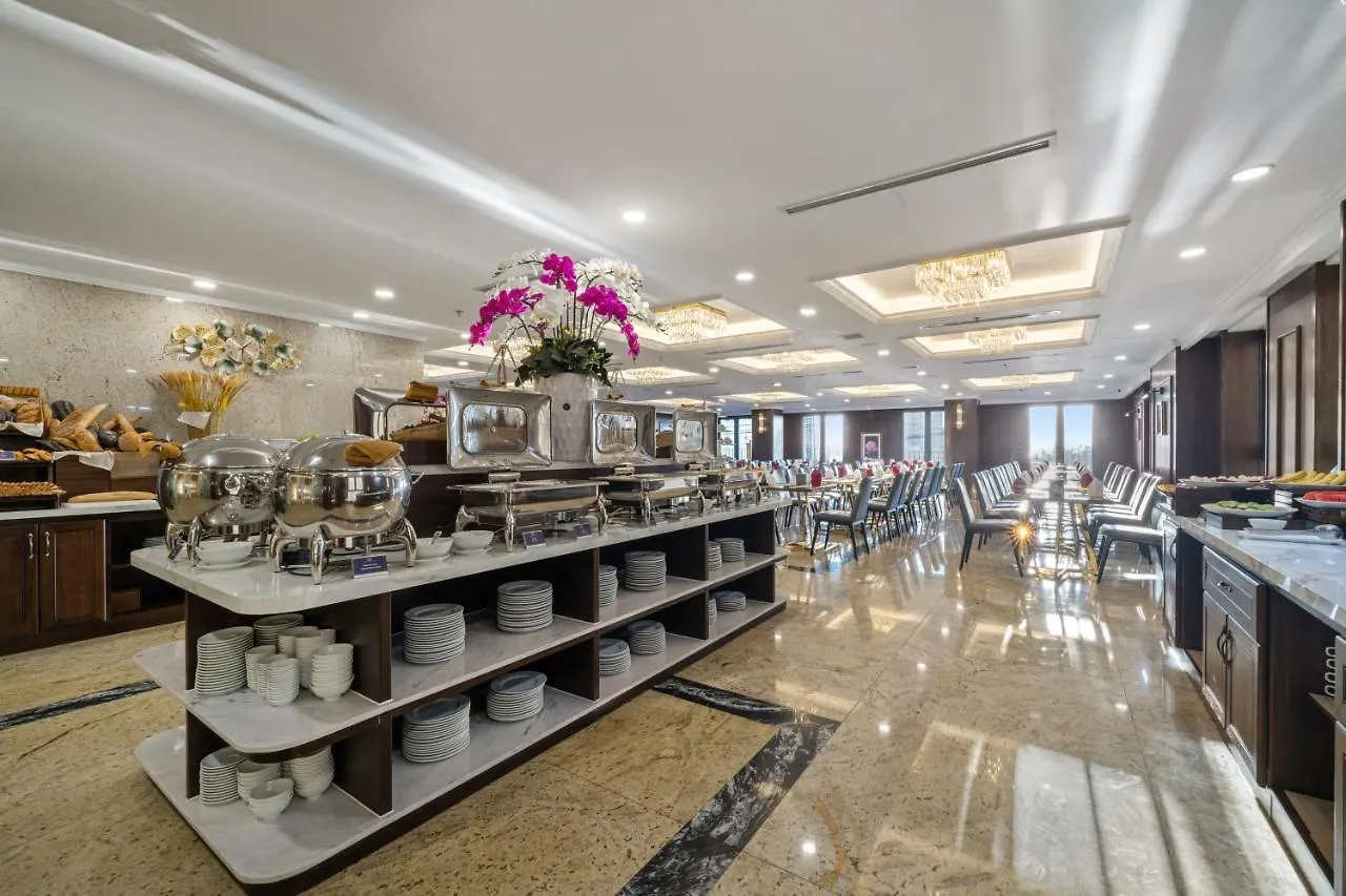 Golden Lotus Luxury Hotel Danang - Complimentary Daily Afternoon Tea