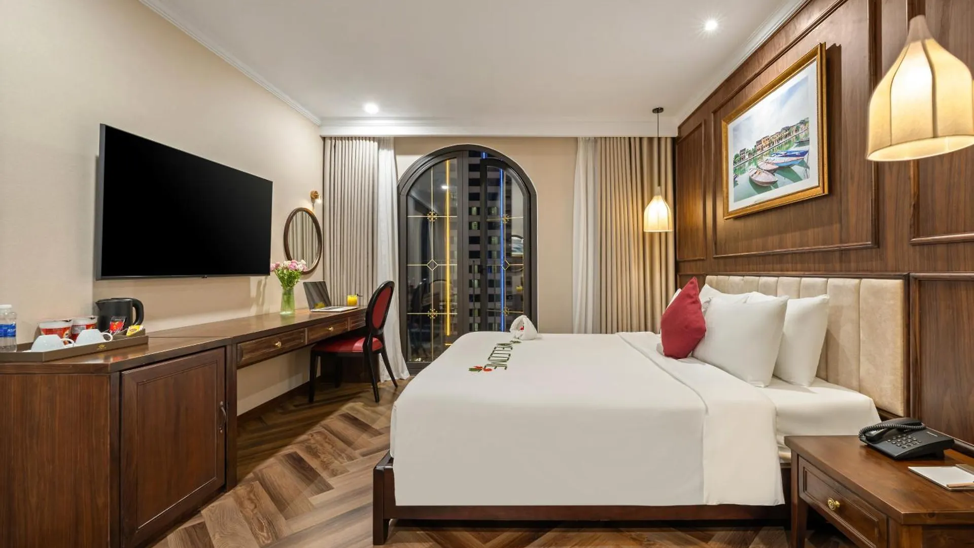 Golden Lotus Luxury Hotel Danang - Complimentary Daily Afternoon Tea