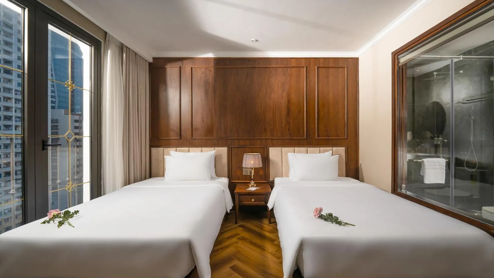 Golden Lotus Luxury Hotel Danang - Complimentary Daily Afternoon Tea